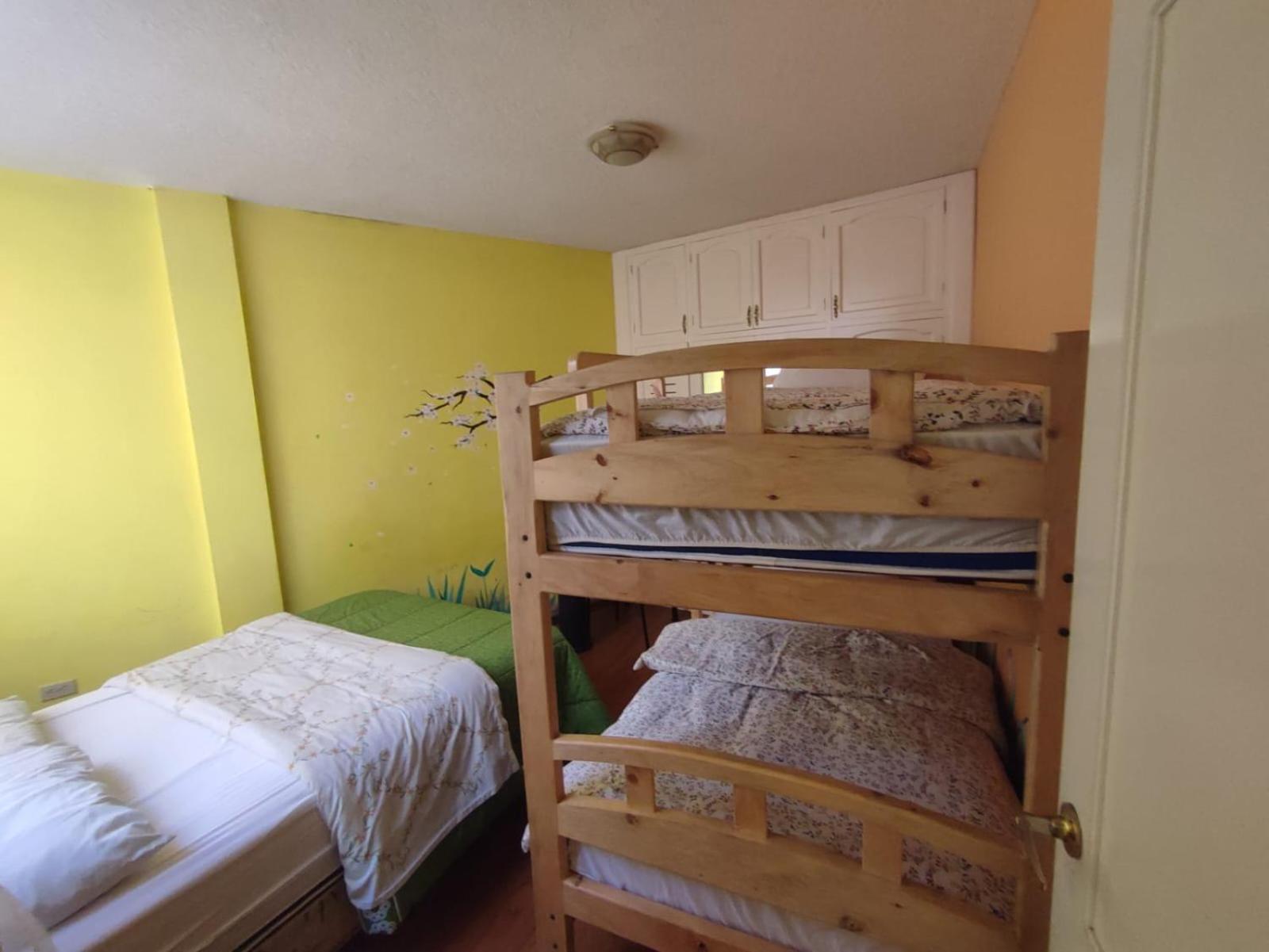 Mayra'S Apartments And Spanish School Баньос Экстерьер фото